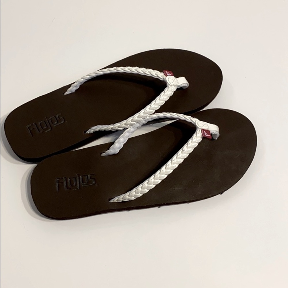 NEW Flojos NWOT Harper Braided Flip Flop White